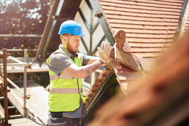 Best Emergency Roof Repair  in Kingsford, MI